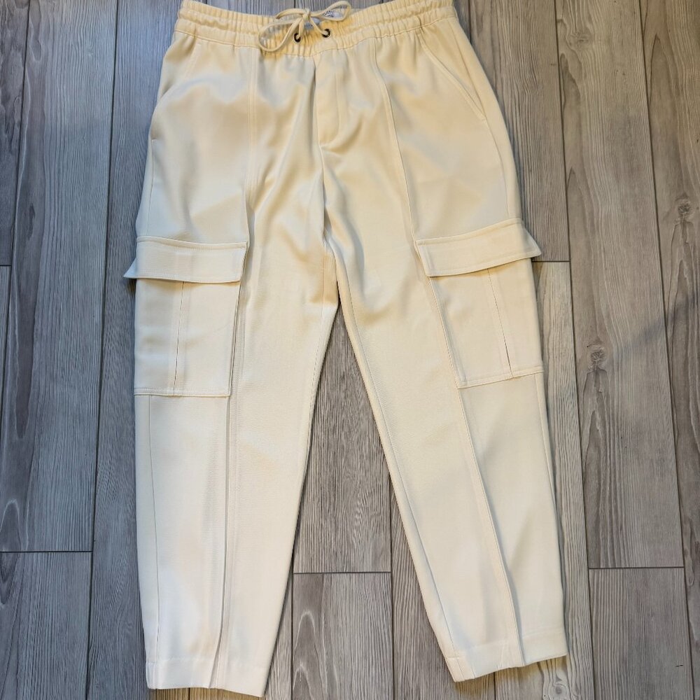 Banana Republic BR Sport Pants Joggers size medium.  New without tags.